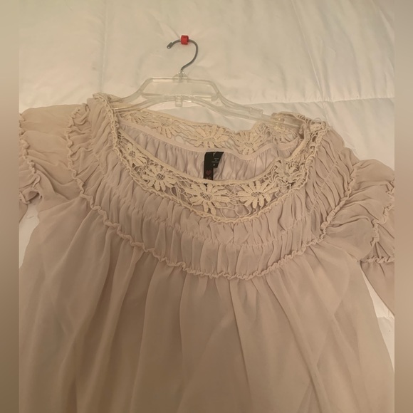 Cream 3/4 Sleeve Lace Detail Dress - Picture 3 of 4